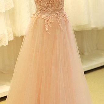Scoop Neck Tulle Prom Dresses Lace Appliques Light..